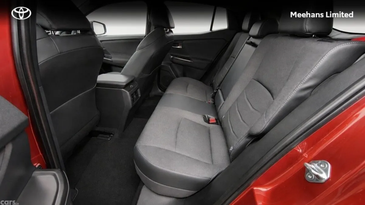Toyota C-HR Estate, Electric, 2026, Brown