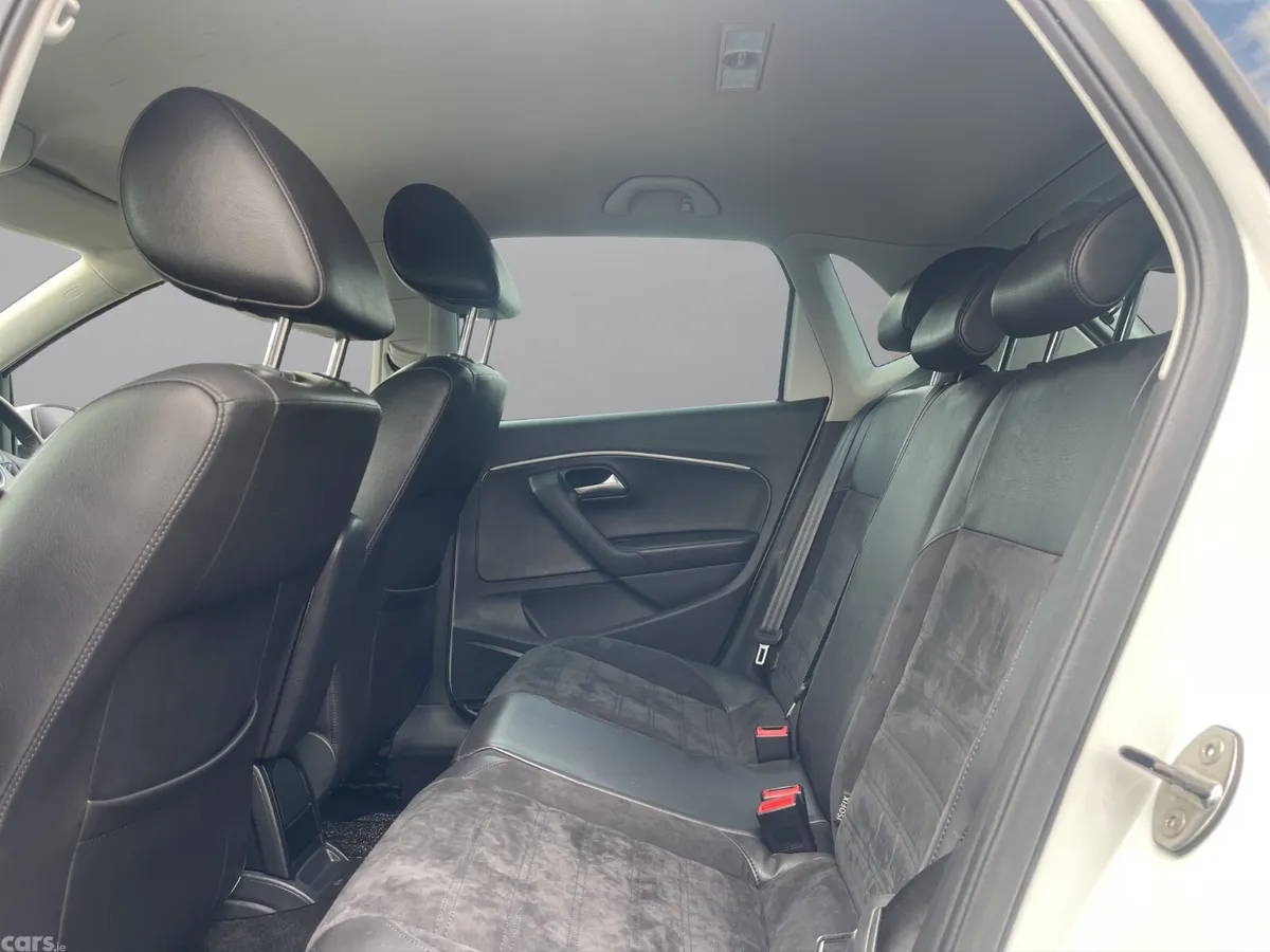 Volkswagen Polo Hatchback, Petrol, 2017, White