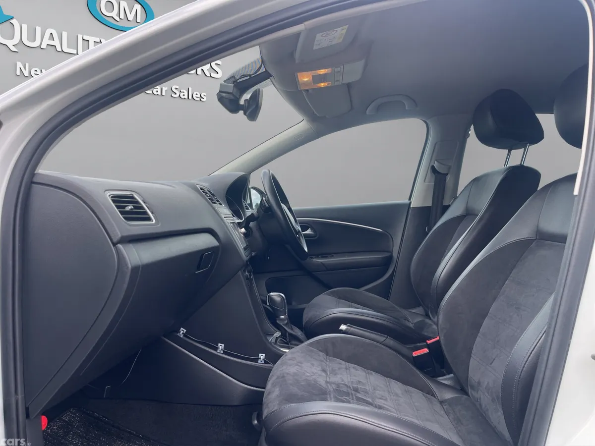 Volkswagen Polo Hatchback, Petrol, 2017, White