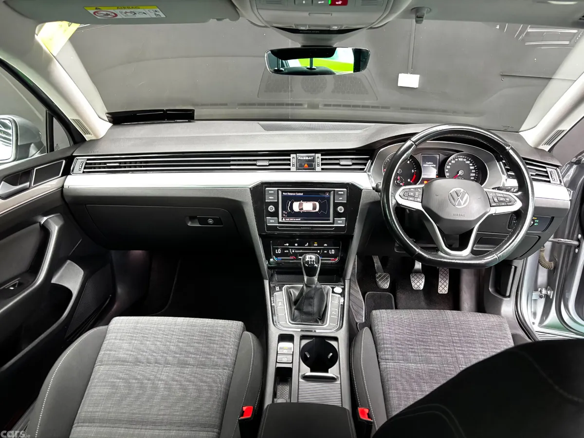 Volkswagen Passat Saloon, Diesel, 2022, Grey