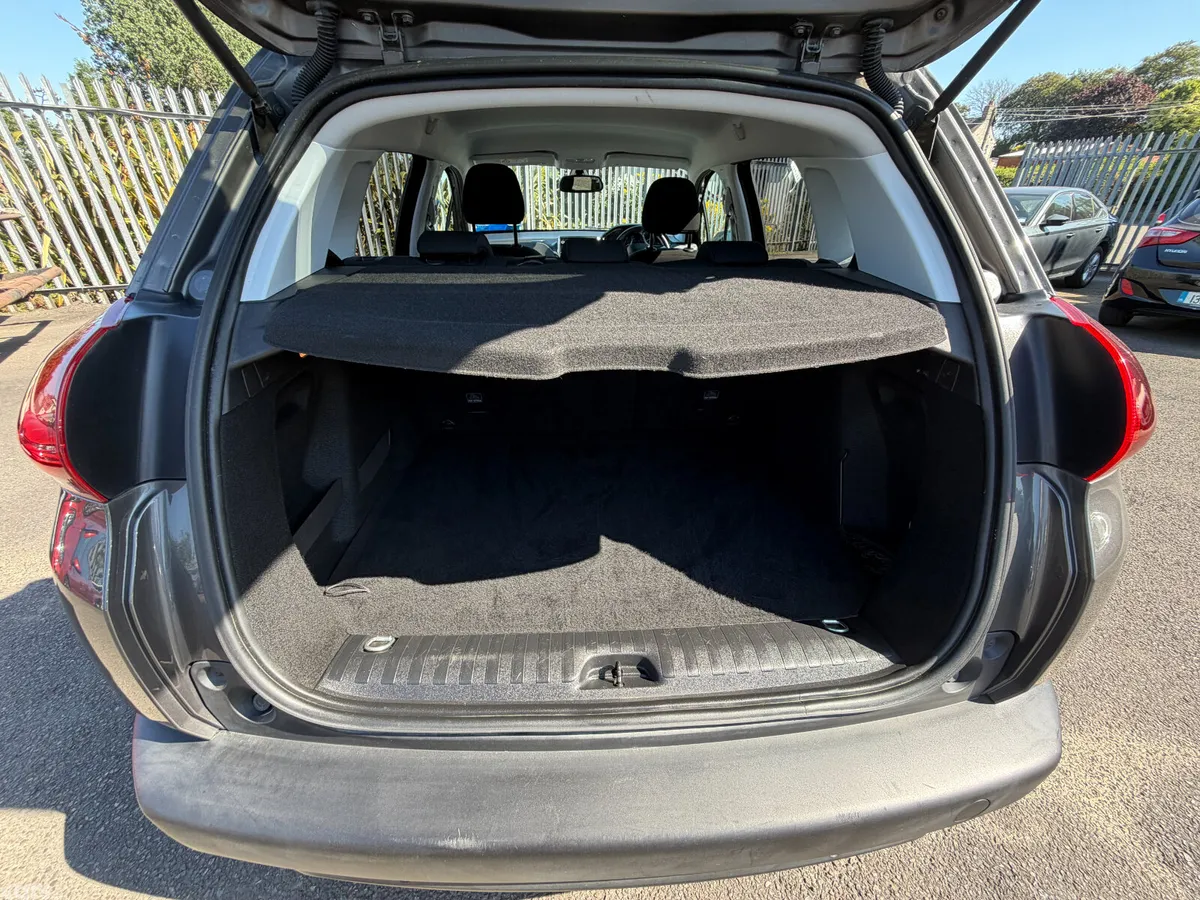 Peugeot 2008 Estate, Diesel, 2018, Grey