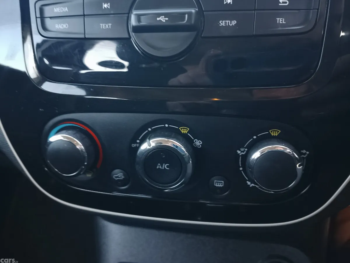 Renault Captur Hatchback, Diesel, 2019, Grey