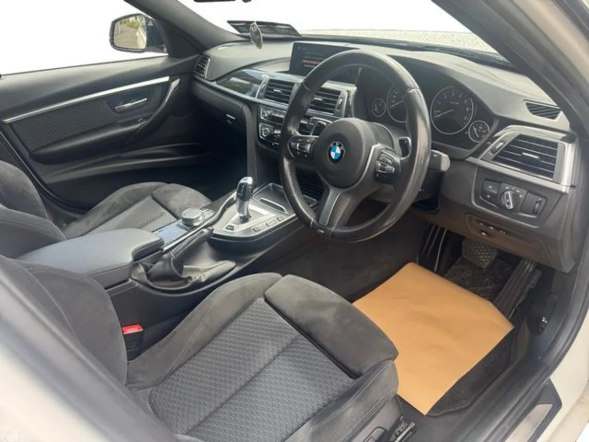 BMW 3-Series Saloon, Petrol Plug-in Hybrid, 2018, White