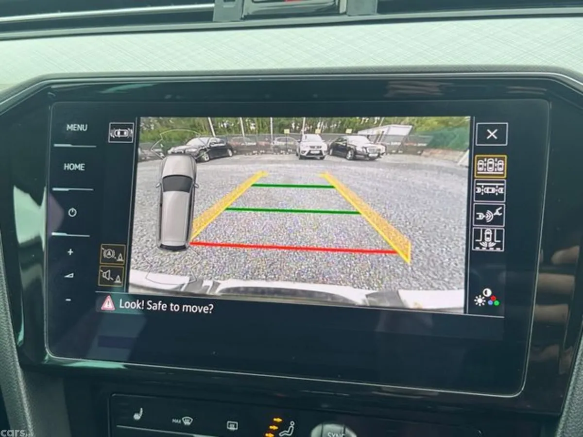 Volkswagen Passat Estate, Petrol Plug-in Hybrid, 2023, White