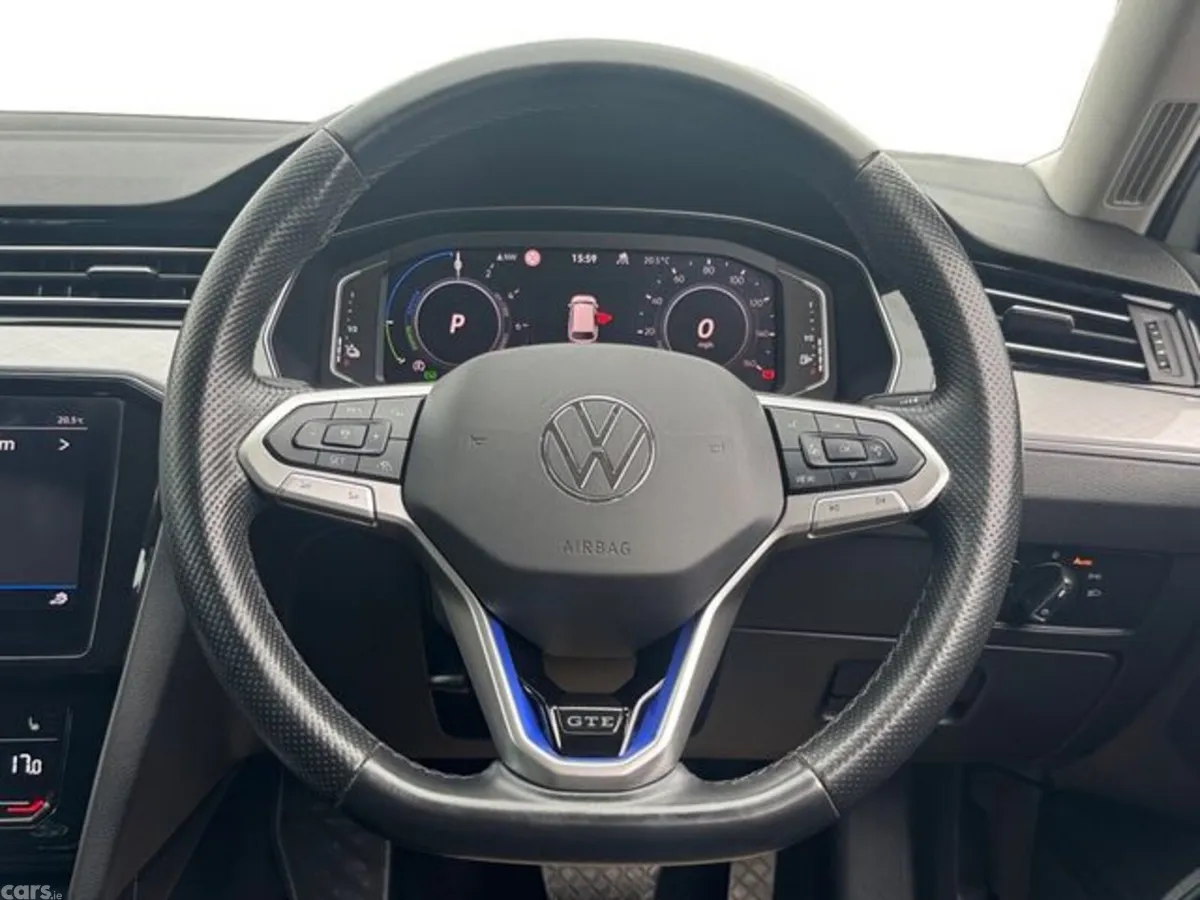 Volkswagen Passat Estate, Petrol Plug-in Hybrid, 2023, White