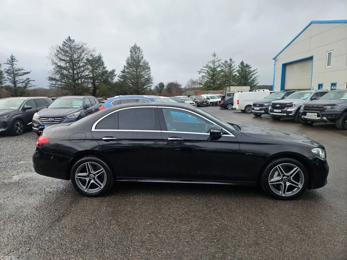 Mercedes-Benz E 300 Saloon, Diesel Plug-in Hybrid, 2021, Black