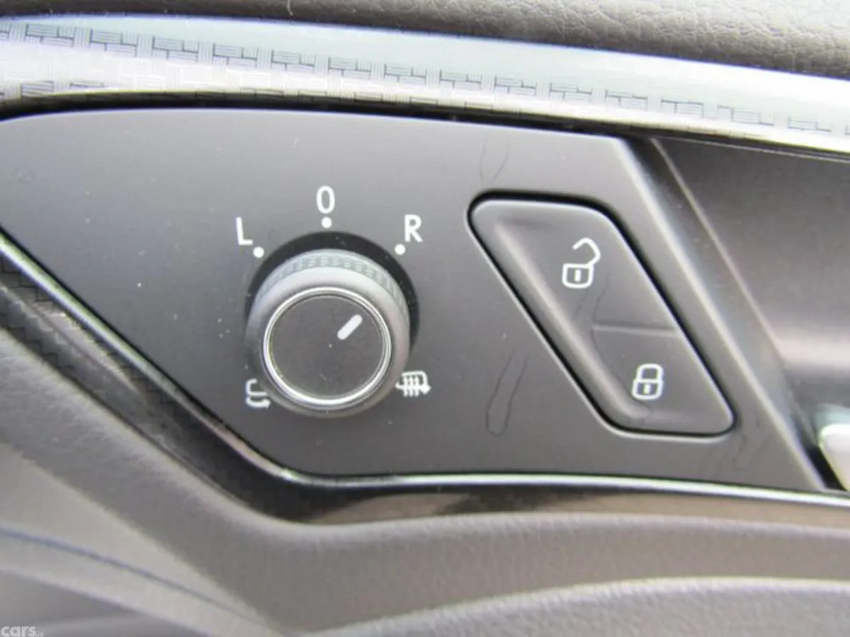 Volkswagen Golf Estate, Petrol, 2015, White