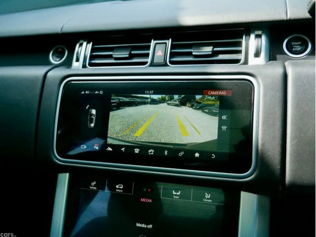 Land Rover Range Rover SUV, Petrol Plug-in Hybrid, 2020, Black