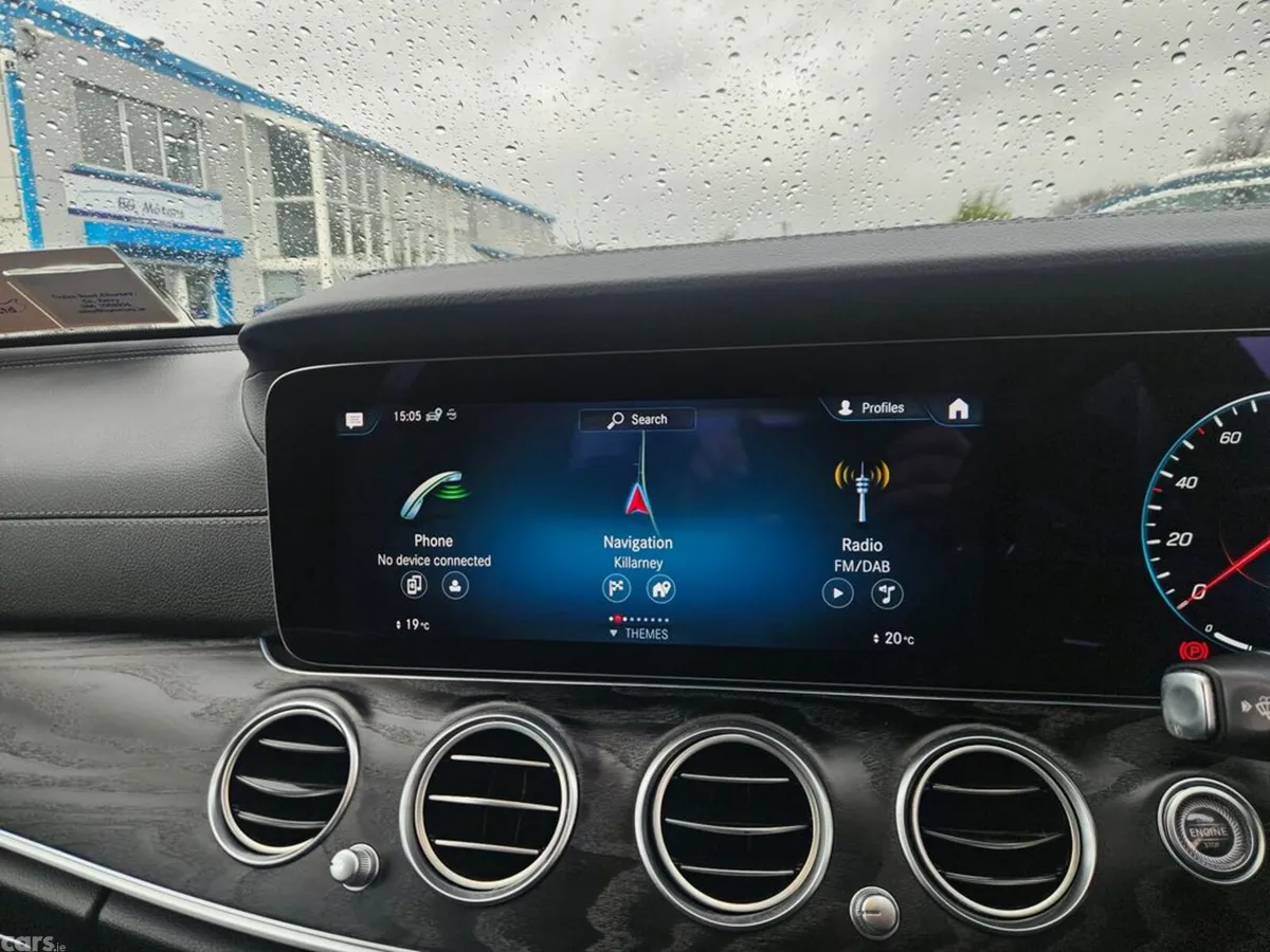 Mercedes-Benz E 300 Saloon, Diesel Plug-in Hybrid, 2021, Black