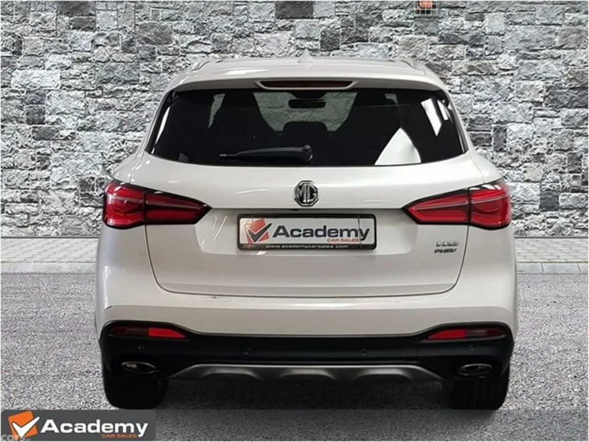 MG HS Hatchback, Petrol Plug-in Hybrid, 2023, White