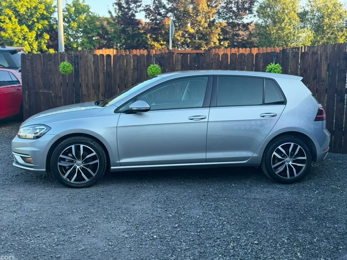 Volkswagen Golf Hatchback, Petrol, 2019, Silver