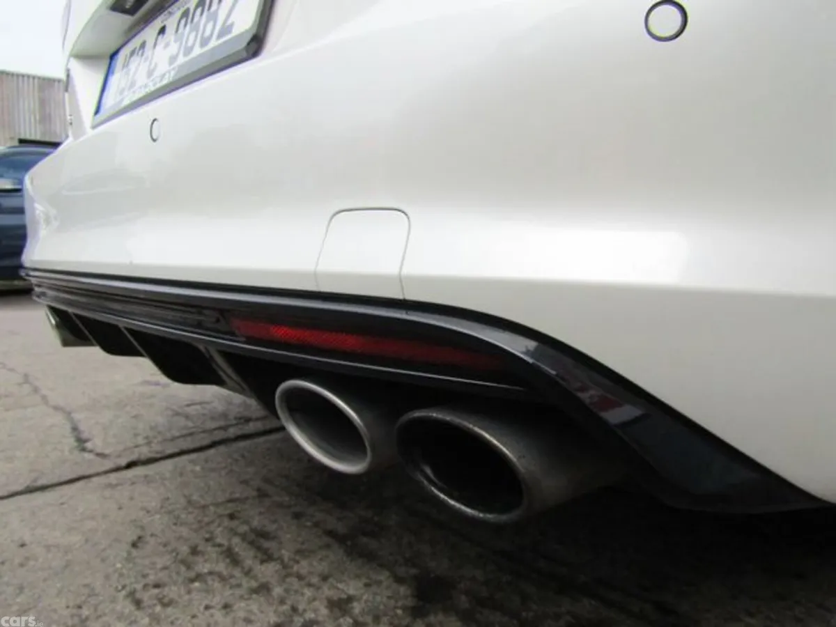 Volkswagen Golf Estate, Petrol, 2015, White