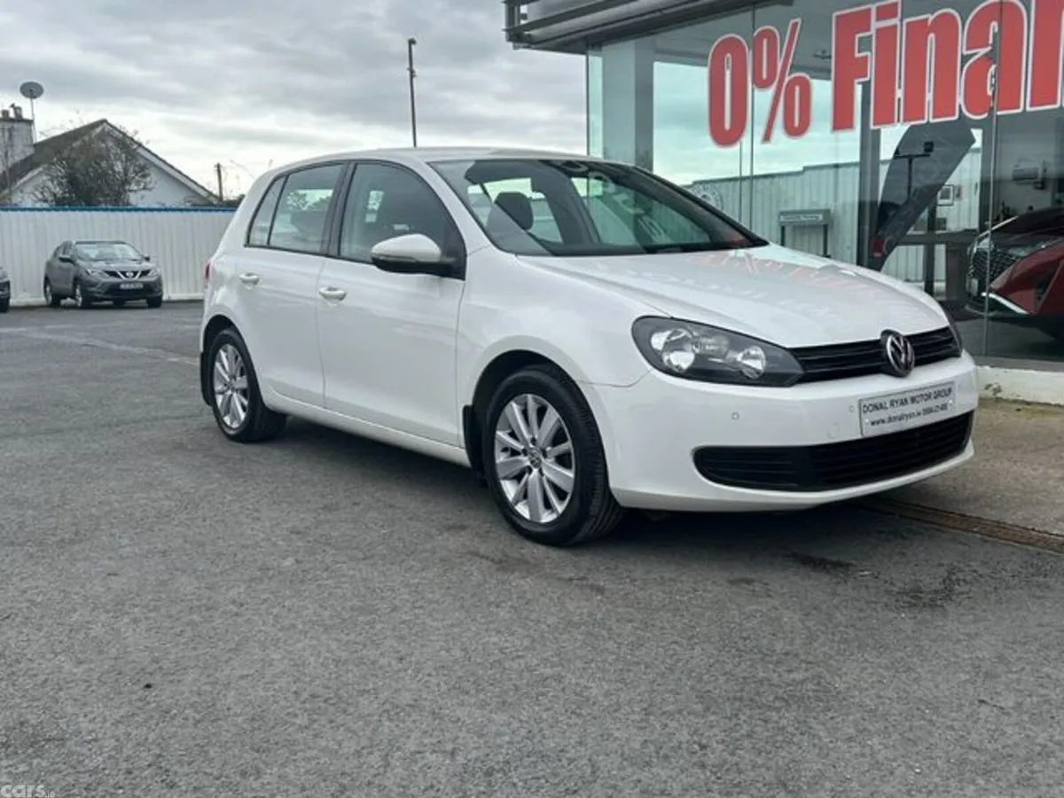 Volkswagen Golf Hatchback, Petrol, 2013, White