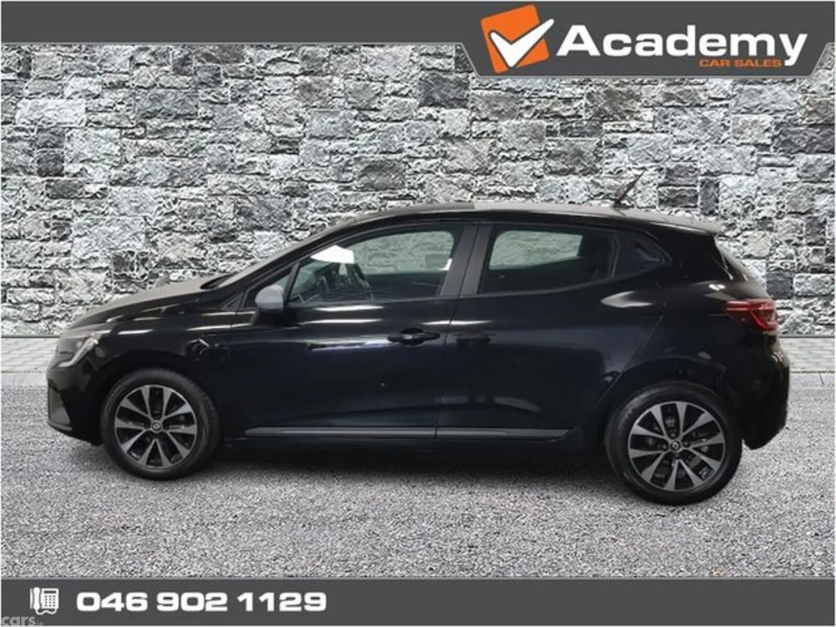 Renault Clio Hatchback, Petrol, 2023, Black