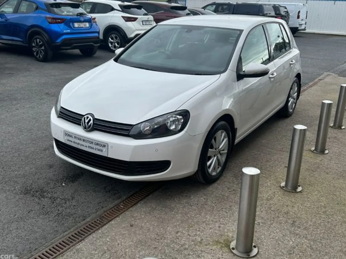 Volkswagen Golf Hatchback, Petrol, 2013, White