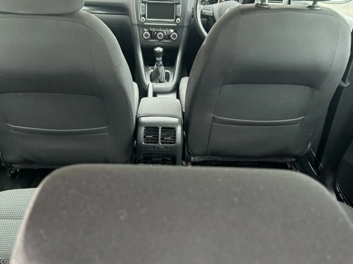 Volkswagen Golf Hatchback, Petrol, 2013, White