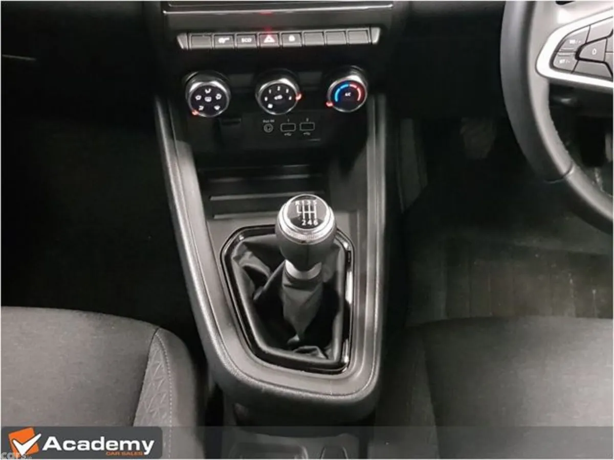 Renault Clio Hatchback, Petrol, 2023, Black