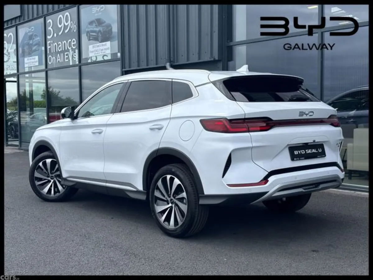 BYD SEAL U SUV, Petrol Plug-in Hybrid, 2026, White