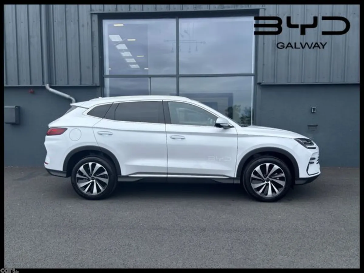 BYD SEAL U SUV, Petrol Plug-in Hybrid, 2026, White