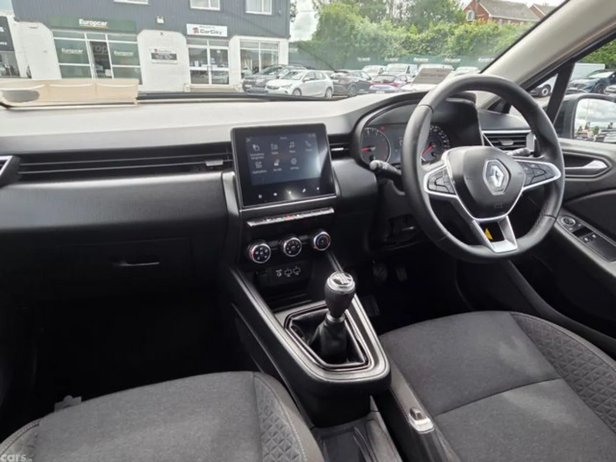 Renault Clio Hatchback, Petrol, 2023, Grey