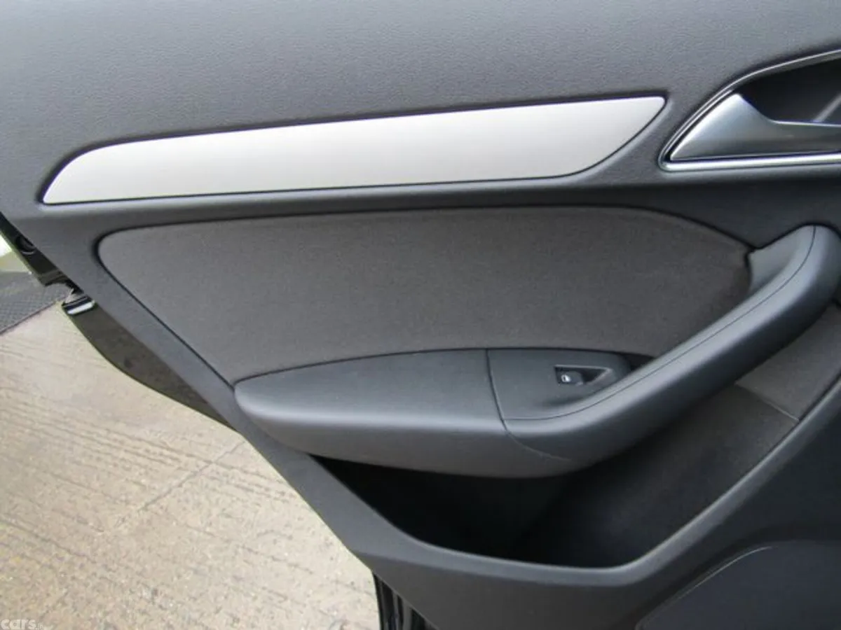 Audi Q3 SUV, Petrol, 2013, Black