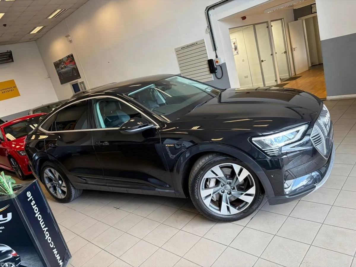 Audi e-tron SUV, Electric, 2020, Black