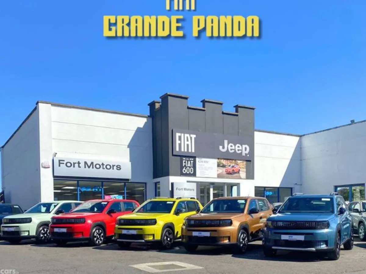 Fiat Grande Panda SUV, Petrol Hybrid, 2027, Blue