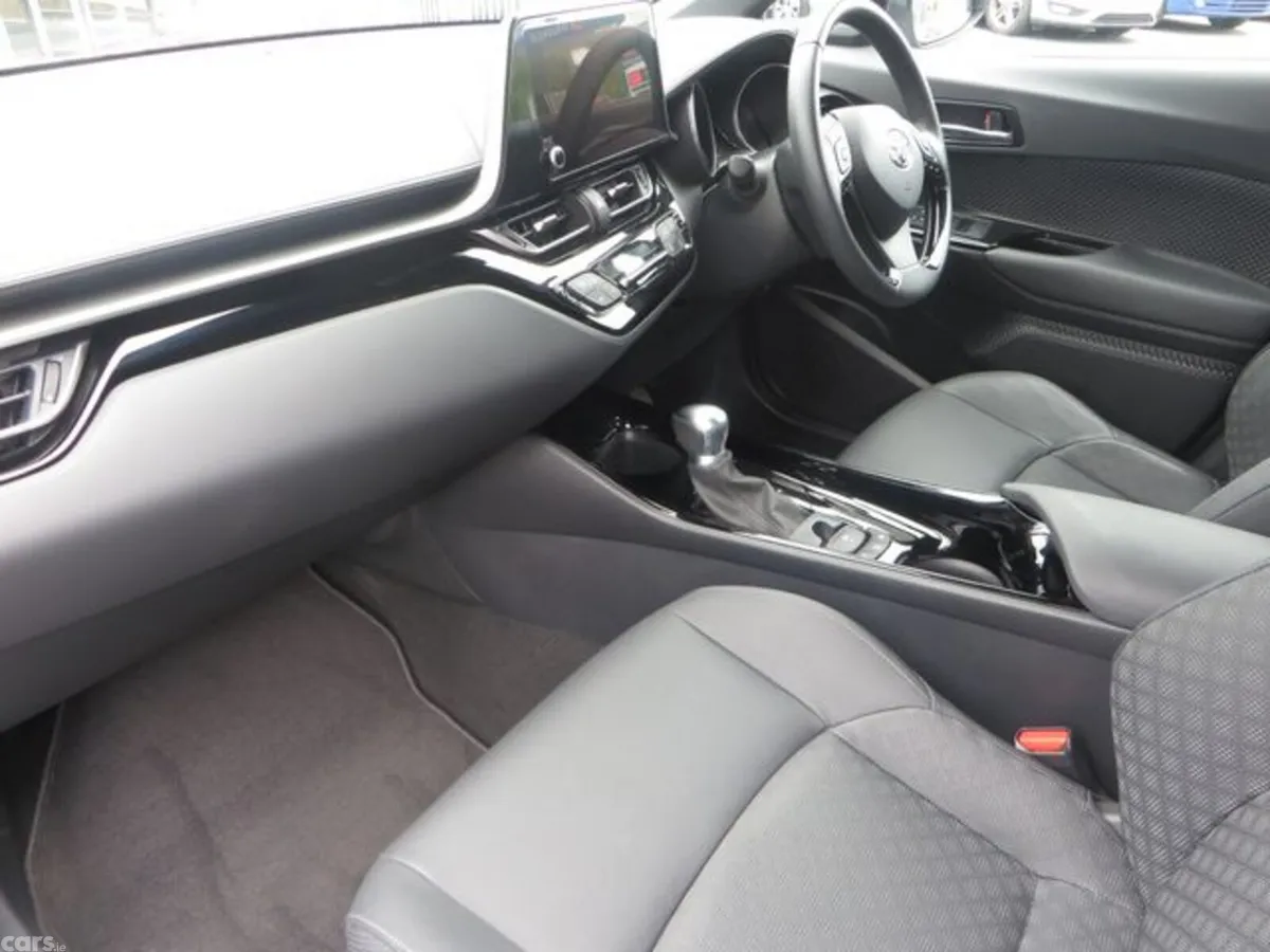 Toyota C-HR Hatchback, Petrol Hybrid, 2023, Grey