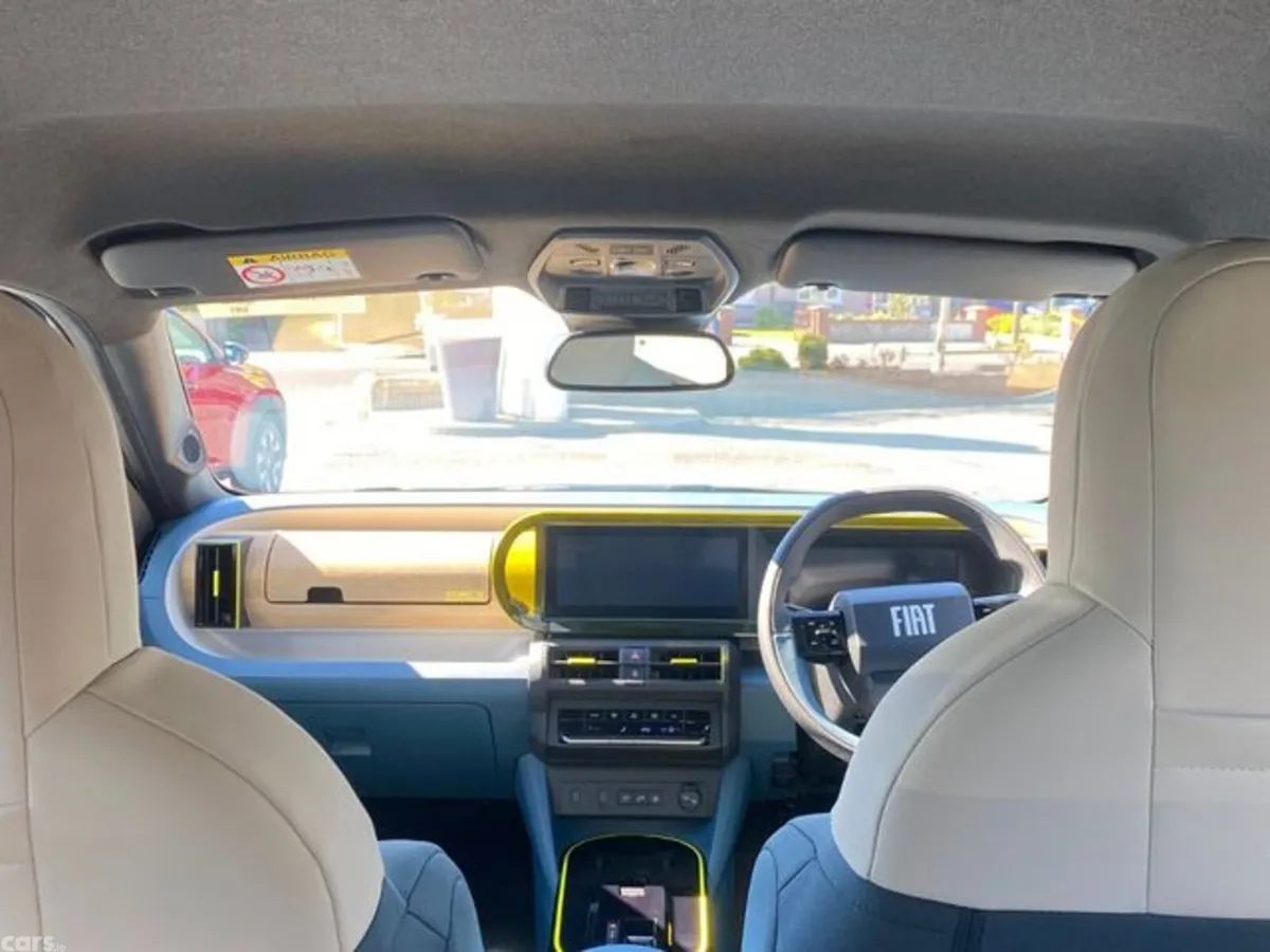 Fiat Grande Panda SUV, Petrol Hybrid, 2027, Blue