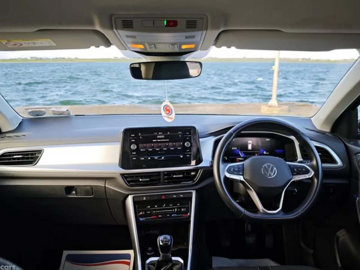 Volkswagen T-Roc Estate, Petrol, 2023, Black