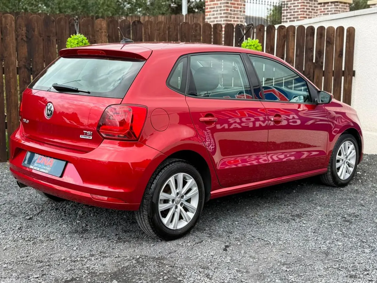 Volkswagen Polo Hatchback, Petrol, 2017, Red