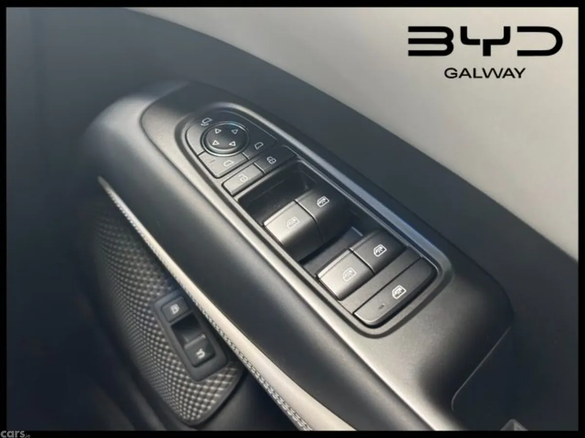 BYD Seal 6 Saloon, Petrol Plug-in Hybrid, 2026, Blue