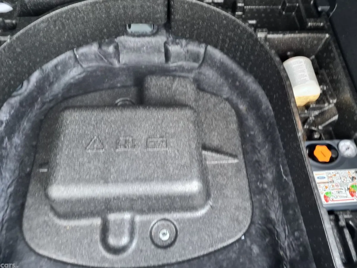 Ford Kuga MPV, Petrol Plug-in Hybrid, 2021, Blue