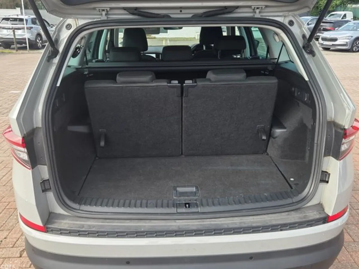 Skoda Kodiaq Estate, Diesel, 2024, Grey
