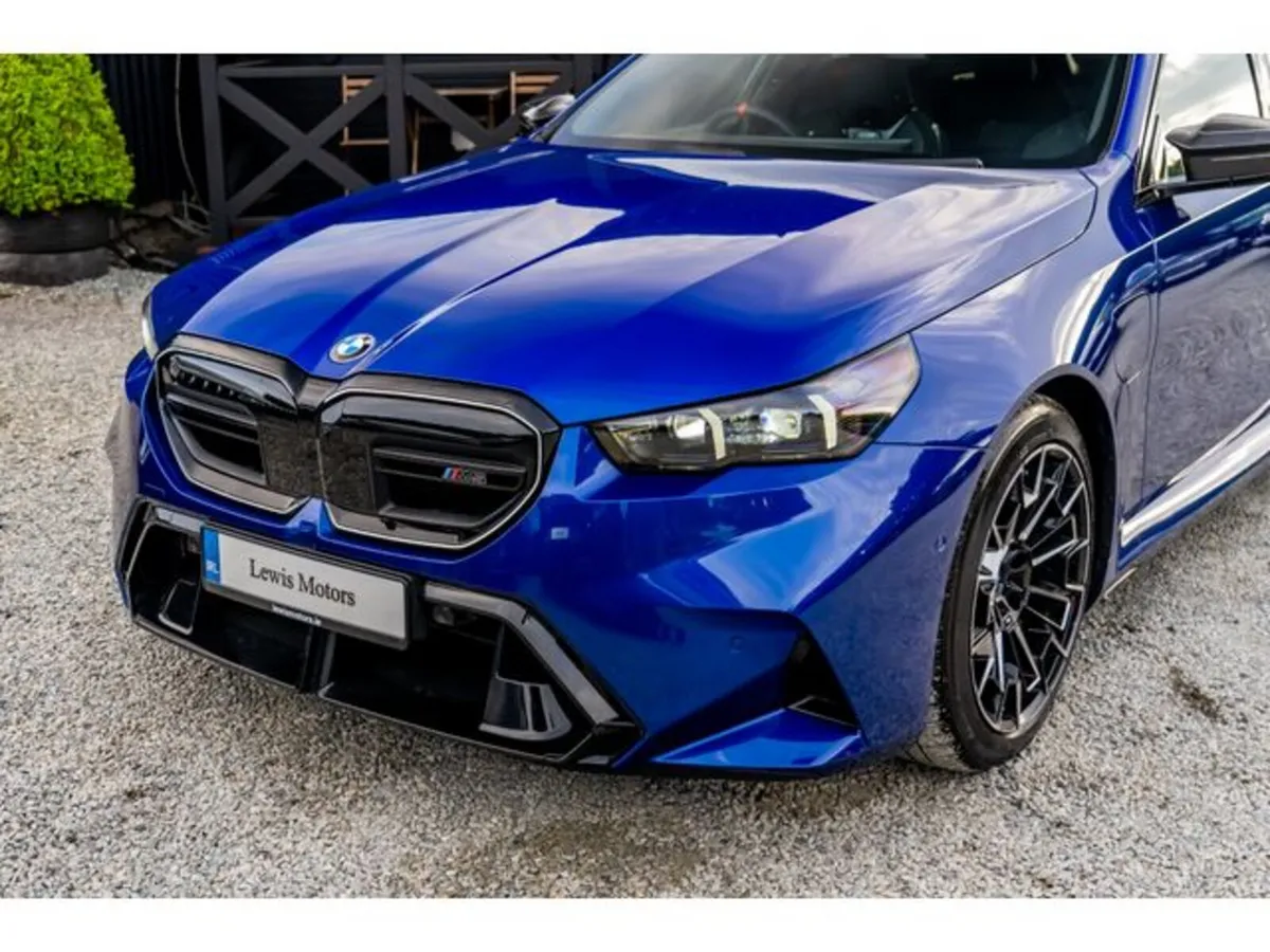 BMW M5 Estate, Petrol Plug-in Hybrid, 2026, Blue