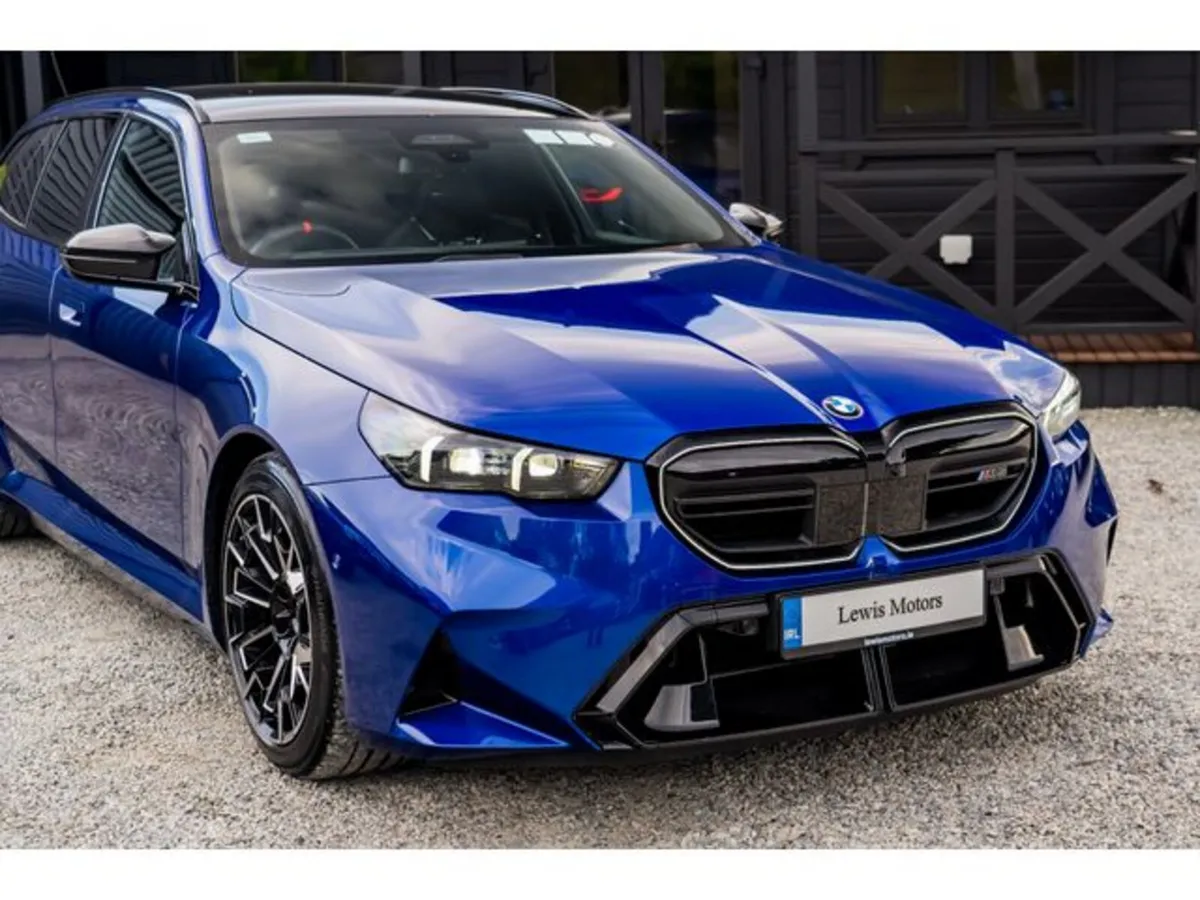 BMW M5 Estate, Petrol Plug-in Hybrid, 2026, Blue