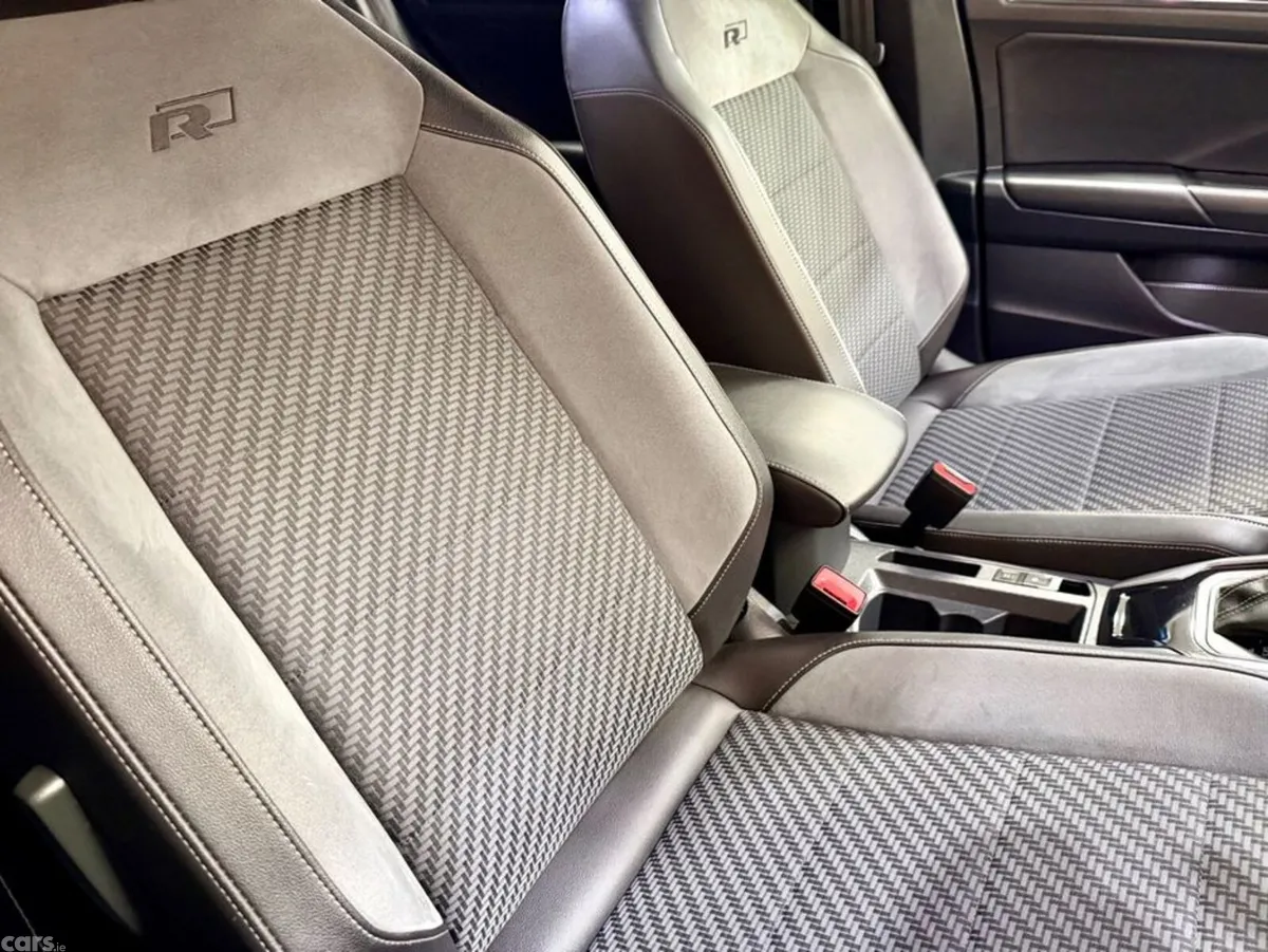 Volkswagen T-Roc SUV, Diesel, 2020, Blue