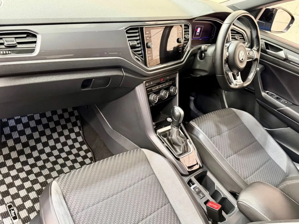 Volkswagen T-Roc SUV, Diesel, 2020, Blue