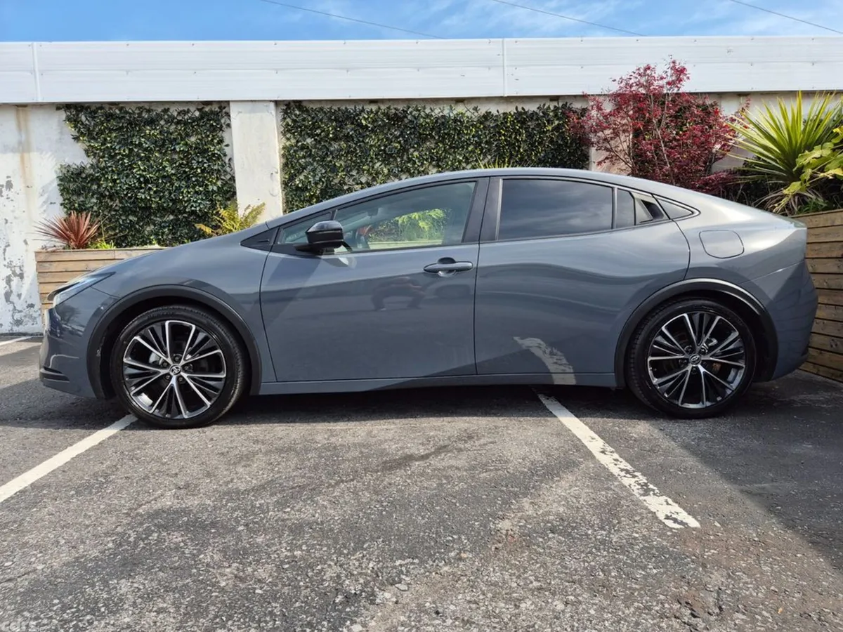 Toyota Prius Hatchback, Petrol Hybrid, 2023, Grey