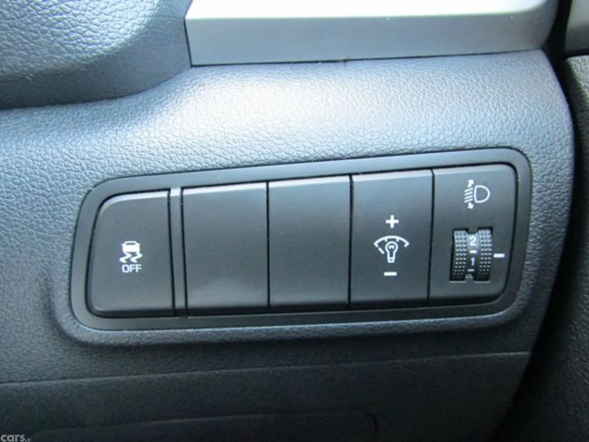 Hyundai Tucson SUV, Diesel, 2016, Silver