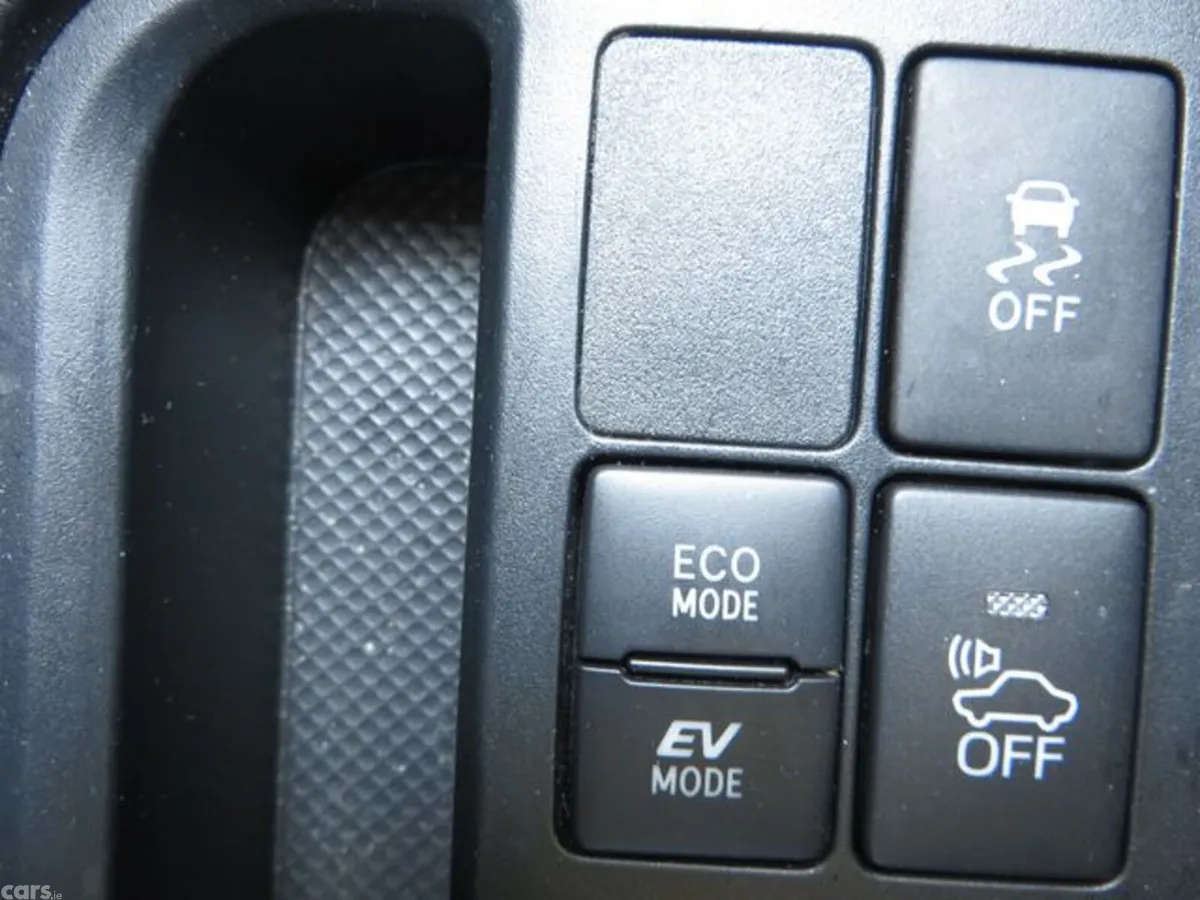 Toyota Vitz Hatchback, Petrol Hybrid, 2019, Silver