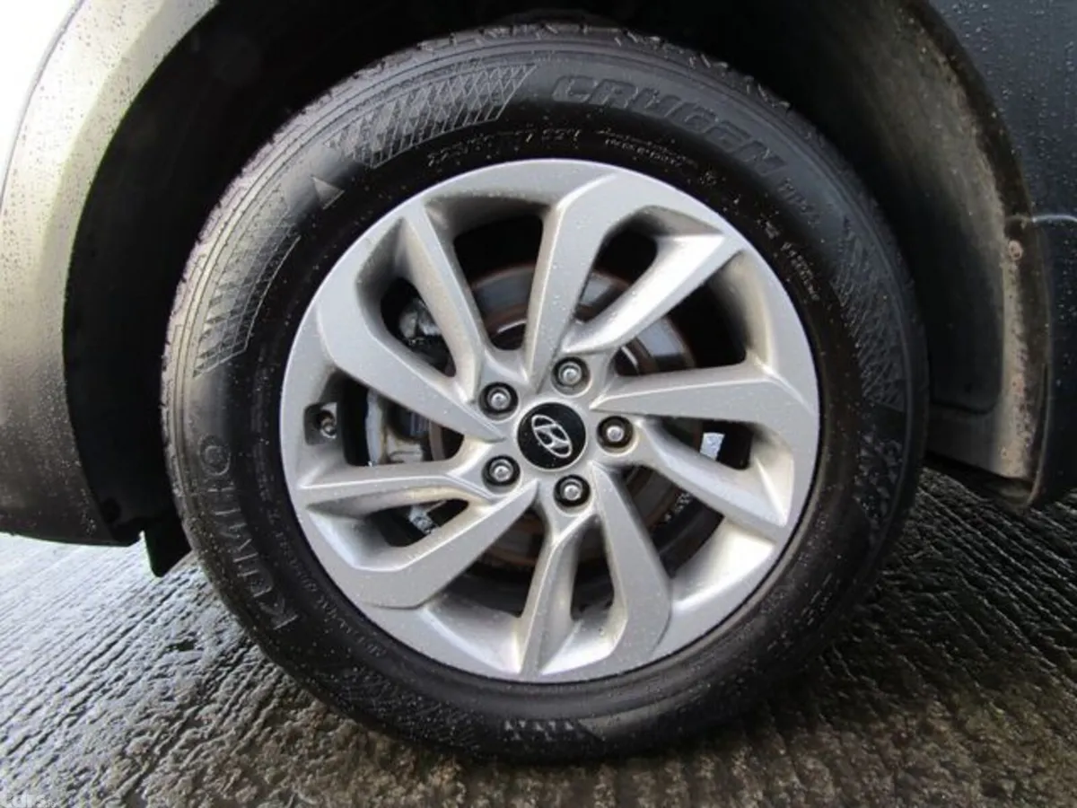 Hyundai Tucson SUV, Diesel, 2016, Silver