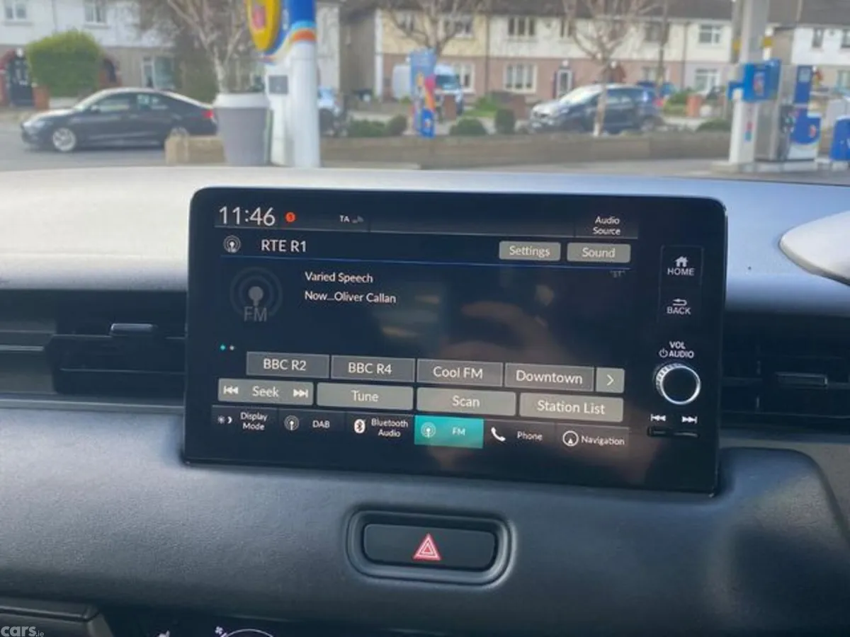 Honda HR-V Hatchback, Petrol Hybrid, 2022, White