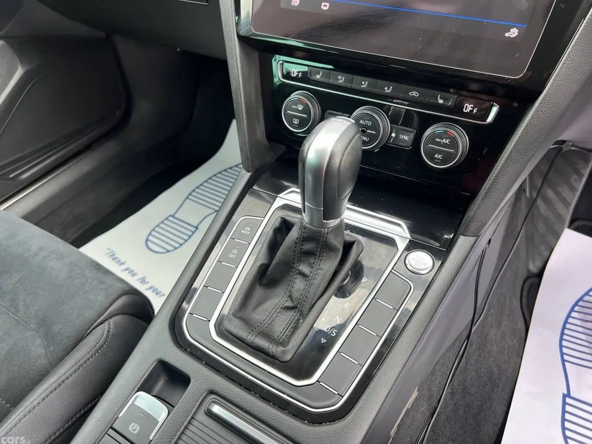 Volkswagen Passat Estate, Diesel, 2019, White