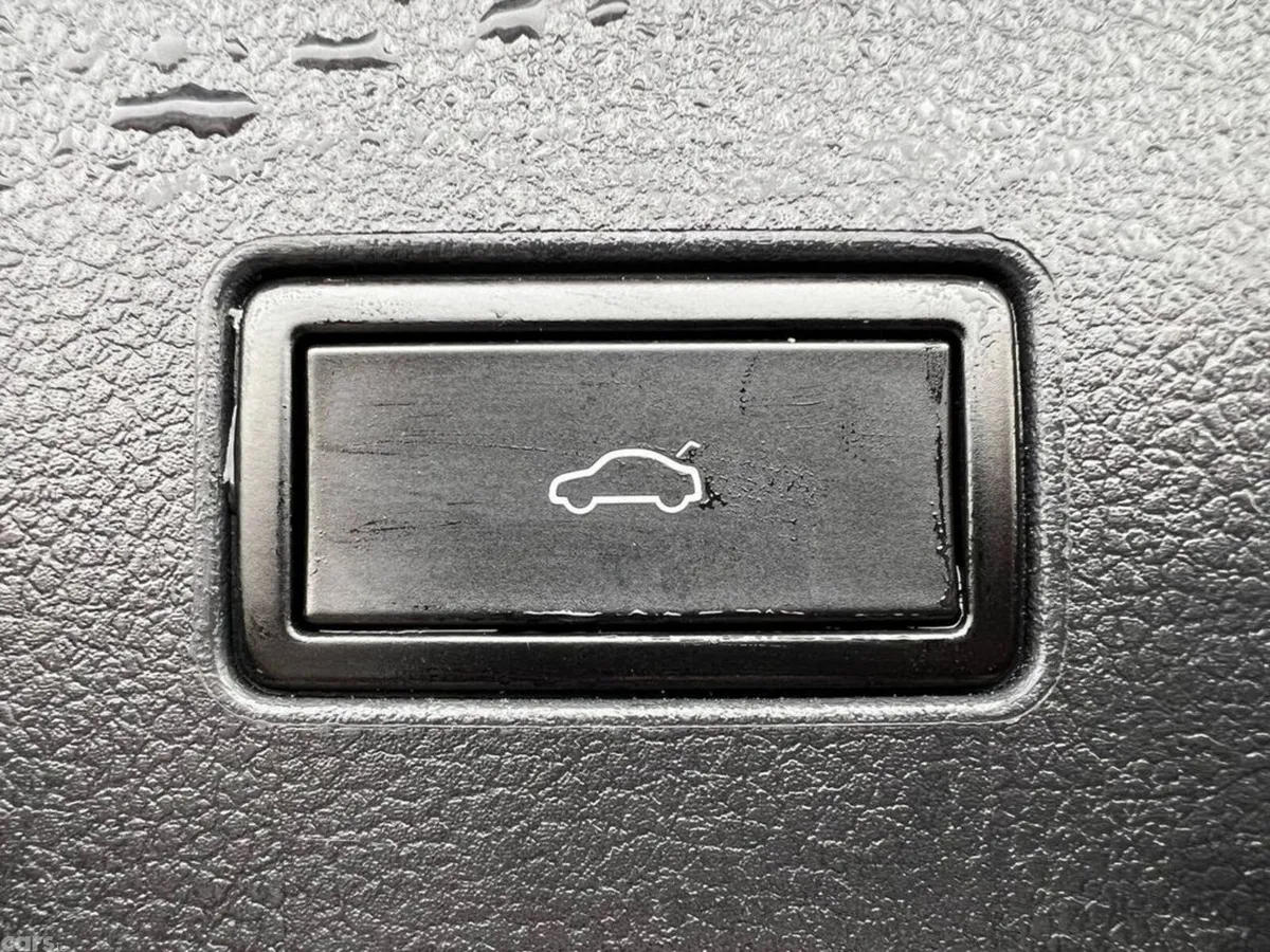 Volkswagen Passat Estate, Diesel, 2019, White