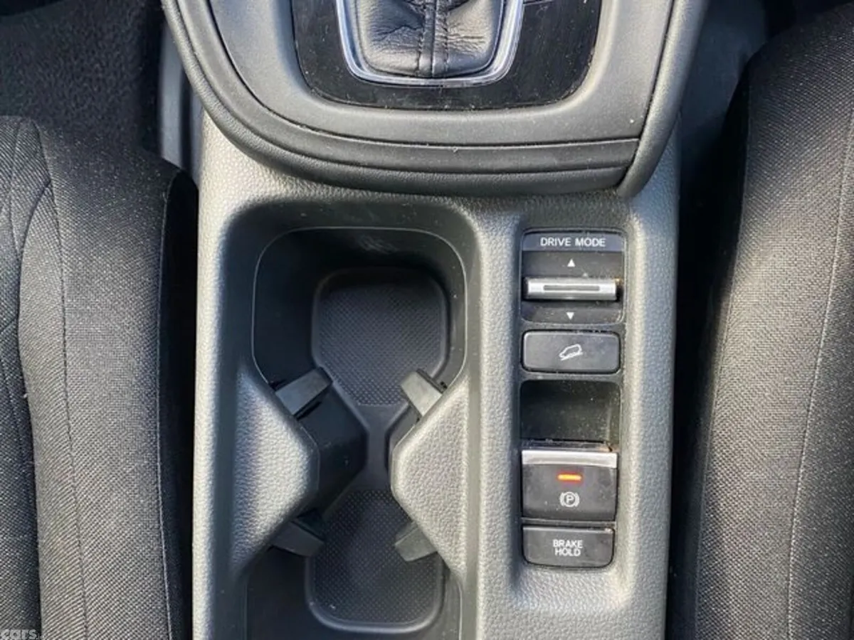 Honda HR-V Hatchback, Petrol Hybrid, 2022, White