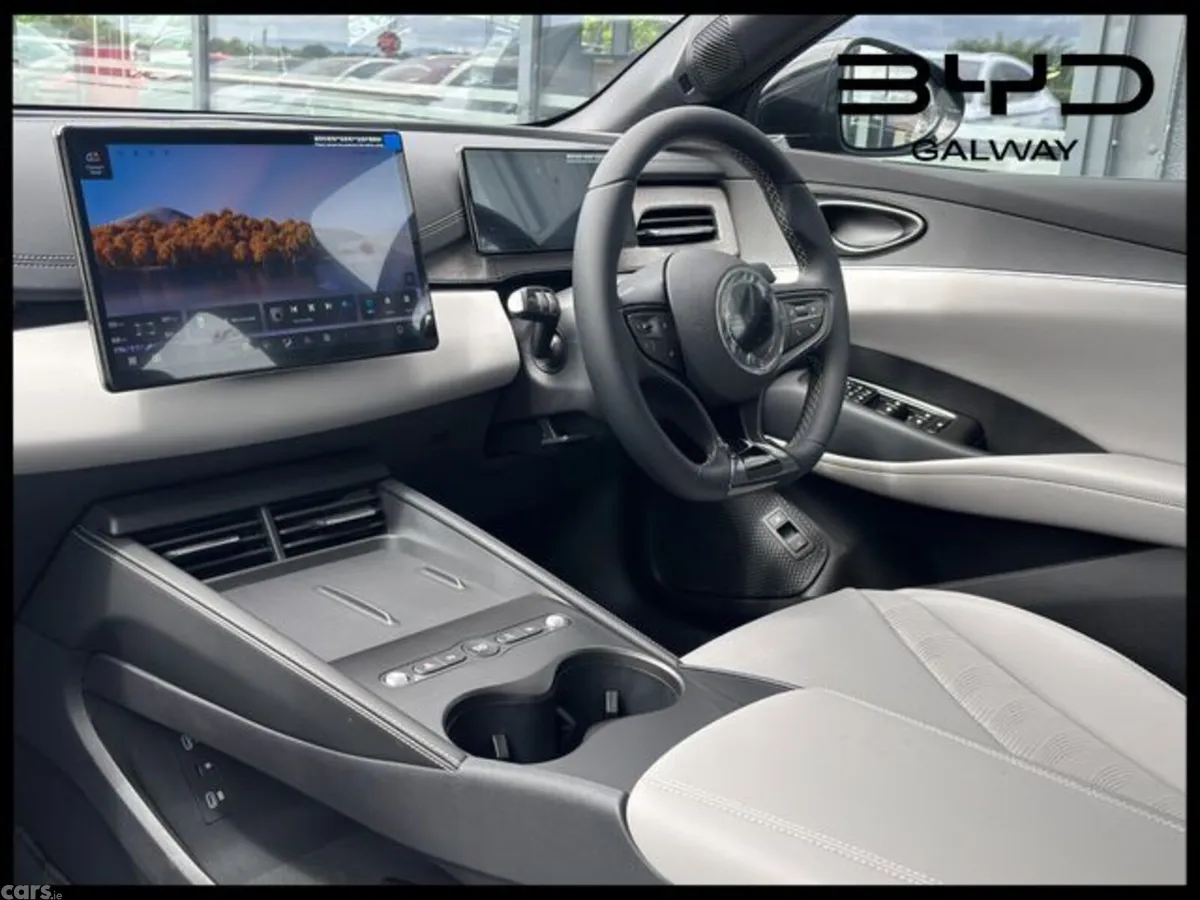 BYD Seal 6 Estate, Petrol Plug-in Hybrid, 2026, Blue