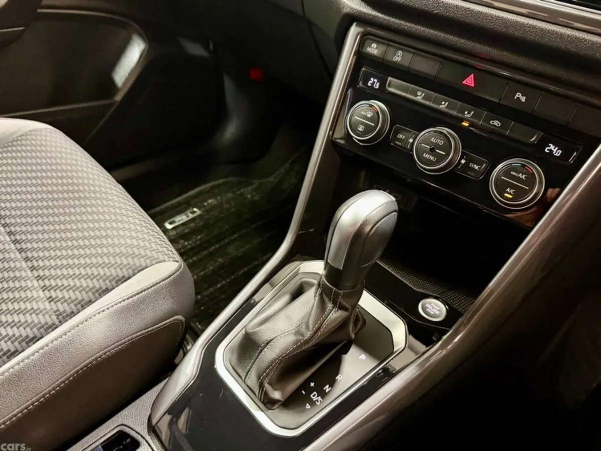 Volkswagen T-Roc SUV, Diesel, 2020, White