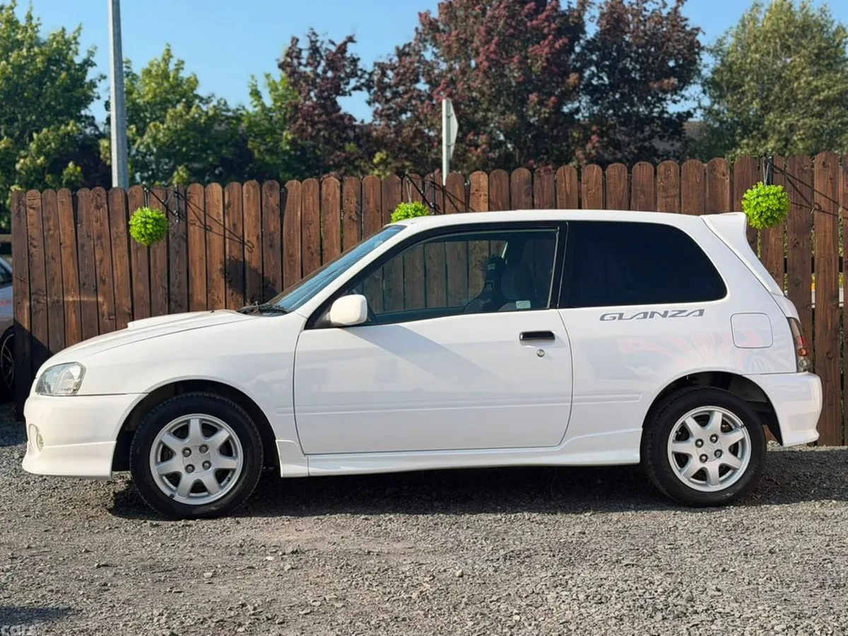 Toyota Other Hatchback, Petrol, 1998, White