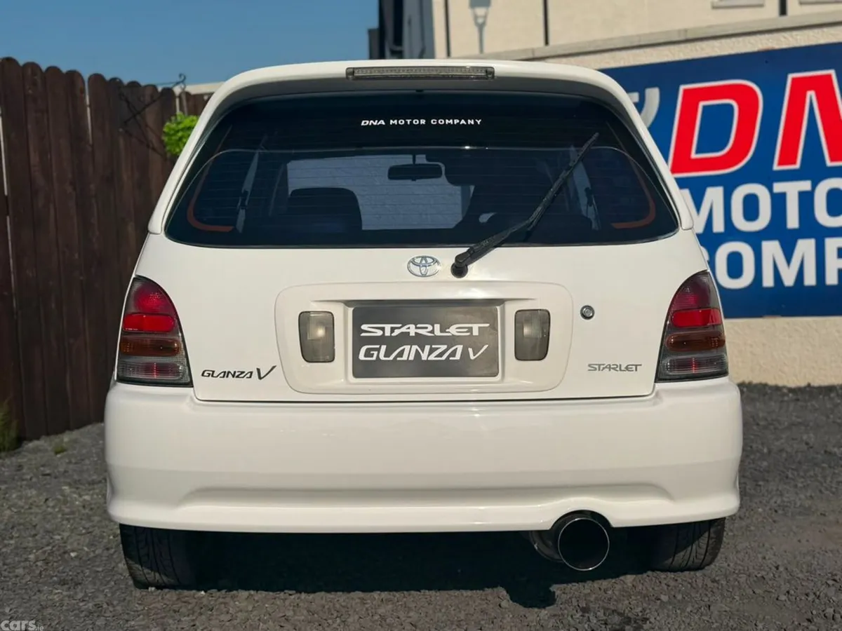 Toyota Other Hatchback, Petrol, 1998, White
